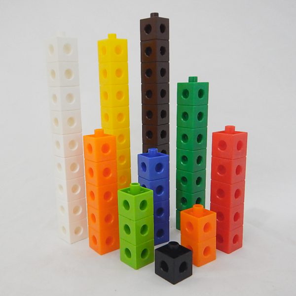 ชุดลูกบาศก์ตัวต่อฝึกทักษะคณิตศาสตร์ ขนาด 2 cm 100 ชิ้น(2 cm. Interlocking Cube100 pcs) - Image 2