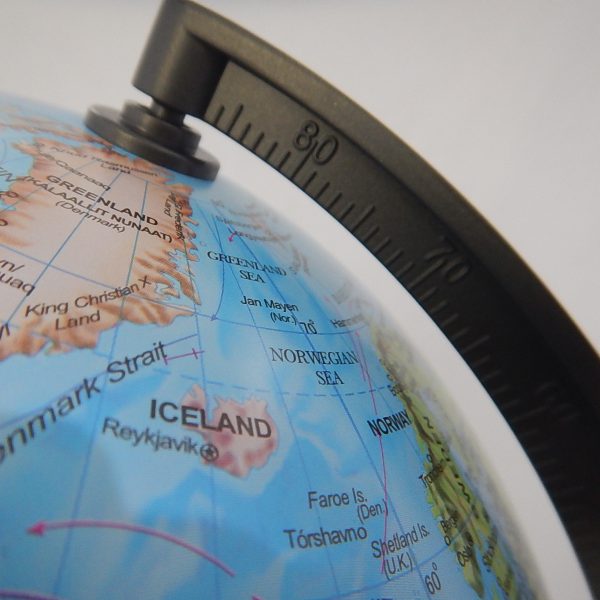 ลูกโลกแสดงลักษณะทางภูมิศาสตร์แบบมีไฟ ขนาด 28 ซม. (Illuminated Terrestrial Globe 28 cm) - Image 4