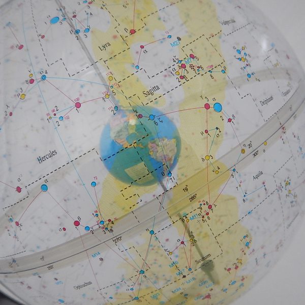 ลูกโลกแสดงกลุ่มดาวบนท้องฟ้า 32 ซม. (Transparent Celestial Globe 32 cm.) - Image 4