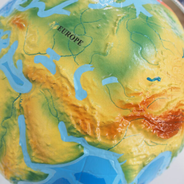 หุ่นจำลองโครงสร้างโลก 32 ซม. (Model of Earth Internal Structure dia 32 cm) - Image 6