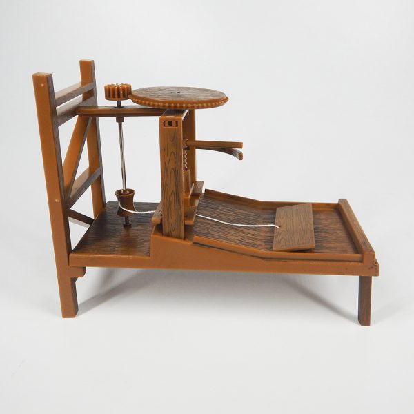 ชุดสิ่งประดิษฐ์จากไอเดียของลีโอนาร์โด ดาวินชี – แท่นพิมพ์  (Davinci Inventions –  Printing Press) - Image 5