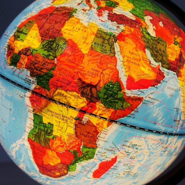 ลูกโลกแสดงภูมิศาสตร์และประเทศ 25 ซม. แบบ 2in1 (Dual-Cartography Globe Dia 25 cm with LED Light) - Image 4